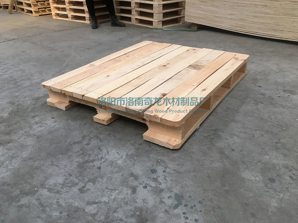 定制化出口木托盤滿足特殊運輸需求